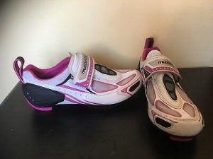 Muddyfox Womens TRI100 Ladies Cycling Shoes Waterproof Upper Mesh Panels